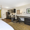 Отель Candlewood Suites Huntersville-Lake Norman, фото 21