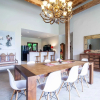 Отель Authentic 4BR Villa With a Touch of Wood, фото 11