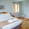 Отель Dingle Courtyard Cottages 2 Bed Sleeps 4, фото 5