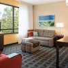 Отель TownePlace Suites by Marriott Swedesboro Philadelphia в Суидсборо