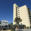 Отель Tropical Suites at Sunglow Resort, фото 1