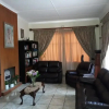 Отель Upper Houghton Guesthouse, фото 1