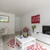 Отель Beautiful 2Br Flat W Garden 10 Min To Stockwell, фото 10