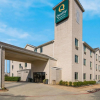 Отель Quality Inn & Suites Roanoke - Fort Worth North, фото 1
