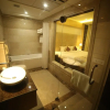 Отель Ramada By Wyndham Varanasi Katesar, фото 9