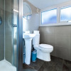 Отель Brunswick Fab Pad - 2 Bedroom 2 Bathroom Garden View Balcony, фото 9