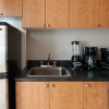 Отель Comfortable Downtown Studio Apartment by Namastay, фото 10