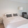 Отель Newcastle Executive Homes - Cooks Hill Cottage, фото 4