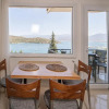 Отель Sea View Vibrant Flat w Balcony Right by Sea, фото 9
