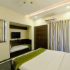 Отель Treebo Suresh Plaza, фото 13