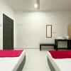 Отель OYO 90230 Dh Residence, фото 2