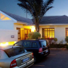 Отель Algoa Guesthouse (Summerstrand), фото 1