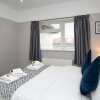 Отель 3 Bedroom House with Parking Bournemouth, фото 3