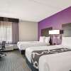 Отель La Quinta Inn & Suites by Wyndham Miami Airport East, фото 6