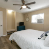 Отель Texas Charm Cottage - 1 Block From the Lake & Hill Country Views, фото 4