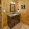 Отель SmokyStays 10 Bedroom Cabin, фото 32
