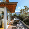 Отель Lakeside Rd - Lake Views - Sleeps 10, фото 1