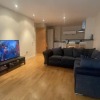 Отель Remarkable 2-bed Apartment in Leeds, фото 1