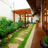 Отель Jeonju Aranggwol Hanok Pension, фото 1