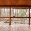 Отель Ashberry by Avantstay Large Cabin Surrounded in Pine Tree w/ River Views & Game Room, фото 9