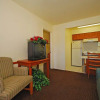 Отель American Inn and Suites, фото 12