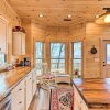 Отель Mineral Bluff Cabin Near Lake Blue Ridge!, фото 4