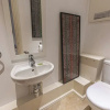 Отель JOIVY Lovely 2bed House in Wandsworth w/ Backyard Patio, фото 31