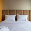 Отель Comfort 2Br At Nifarro Park Apartment, фото 5