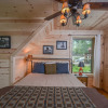 Отель Big Log Lodge 4 Bedroom House, фото 4