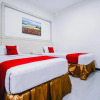 Отель RedDoorz Plus near Sultan Hasanuddin Airport, фото 1