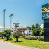 Отель Executive Inn & Suites, фото 14
