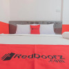 Отель RedDoorz near RSUD Embung Fatimah Batam, фото 3