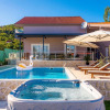 Отель Amazing Home in Siveric with Hot Tub, Sauna & WiFi, фото 16