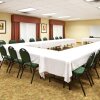 Отель Holiday Inn Express and Suites Omaha-120th & Maple, фото 18