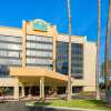 Отель La Quinta Inn & Suites by Wyndham Buena Park, фото 1