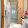 Отель Beautiful, Quiet 3BR in Posh Kitsilano, фото 8