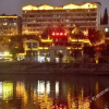 Отель Riverside Hotel, фото 1