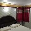 Отель Shanti Guest House - Manikarnika Ghat, фото 20