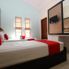 Отель RedDoorz Plus near Tugu Jogja 2, фото 5