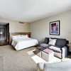 Отель Riverfront Studio W/ Pool Studio Bedroom Hotel Room, фото 14