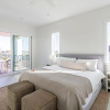 Отель Rendezvous by Avantstay Modern Haven w/ Game Room, Roof Top, Pool & Close to Beach!, фото 5