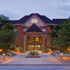 Отель Four Points by Sheraton St. Catharines Niagara Suites в Торолде