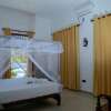 Отель The villa has 6 bedrooms, 1 bathroom, a flat-screen Tv with satellite channels,, фото 4