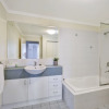 Отель William Street Apartments, фото 4