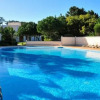Отель Townhouse Beach Pool Silver Coast C1, фото 9