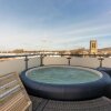 Отель Central Penthouse with Hot Tub & Views 22, фото 8