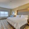 Отель Holiday Inn Hotel & Suites Madison West, an IHG Hotel, фото 33