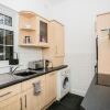 Отель 2 Bedroom Flat Accommodates 6 in Canonbury, фото 9