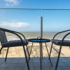 Отель Appealing Apartment With Sea-view, фото 6