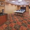 Отель La Quinta by Wyndham Edmond, фото 3
